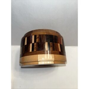 Wood‎ Hand Crafted Decorative storage containers Used
